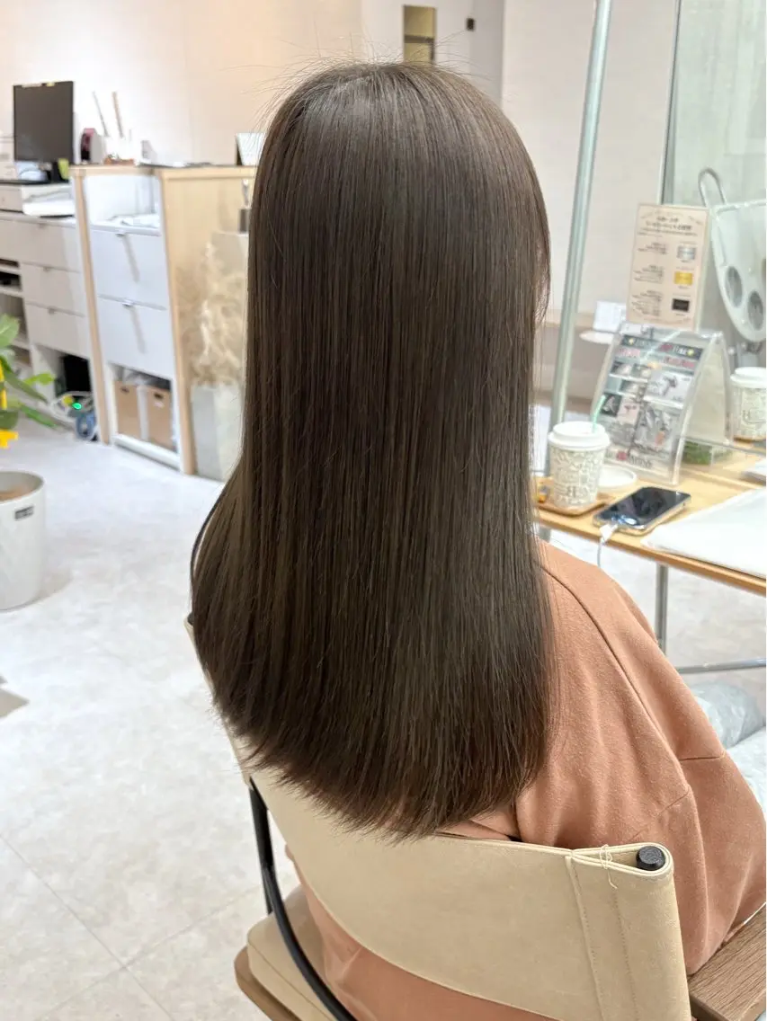 毛先メンテナンスカット✂️ ➕ 艶カラー✨️ ➕ コーティングトリートメント🫧 (補足説明のご確認もお願い致します)の写真