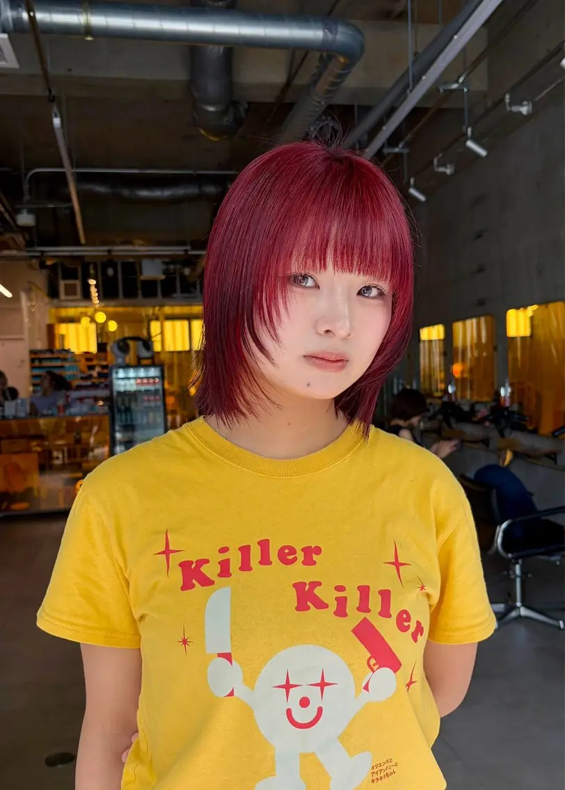 セミロング ヘアカラー トリートメント sara ブリーチカラーのヘアスタイル