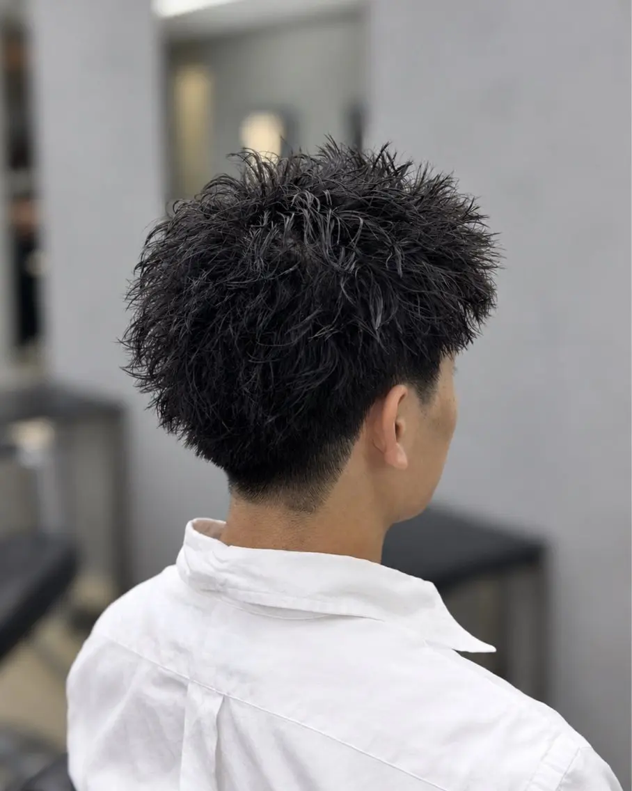 ショート パーマ メンズ 田中 辰弥のヘアスタイル
