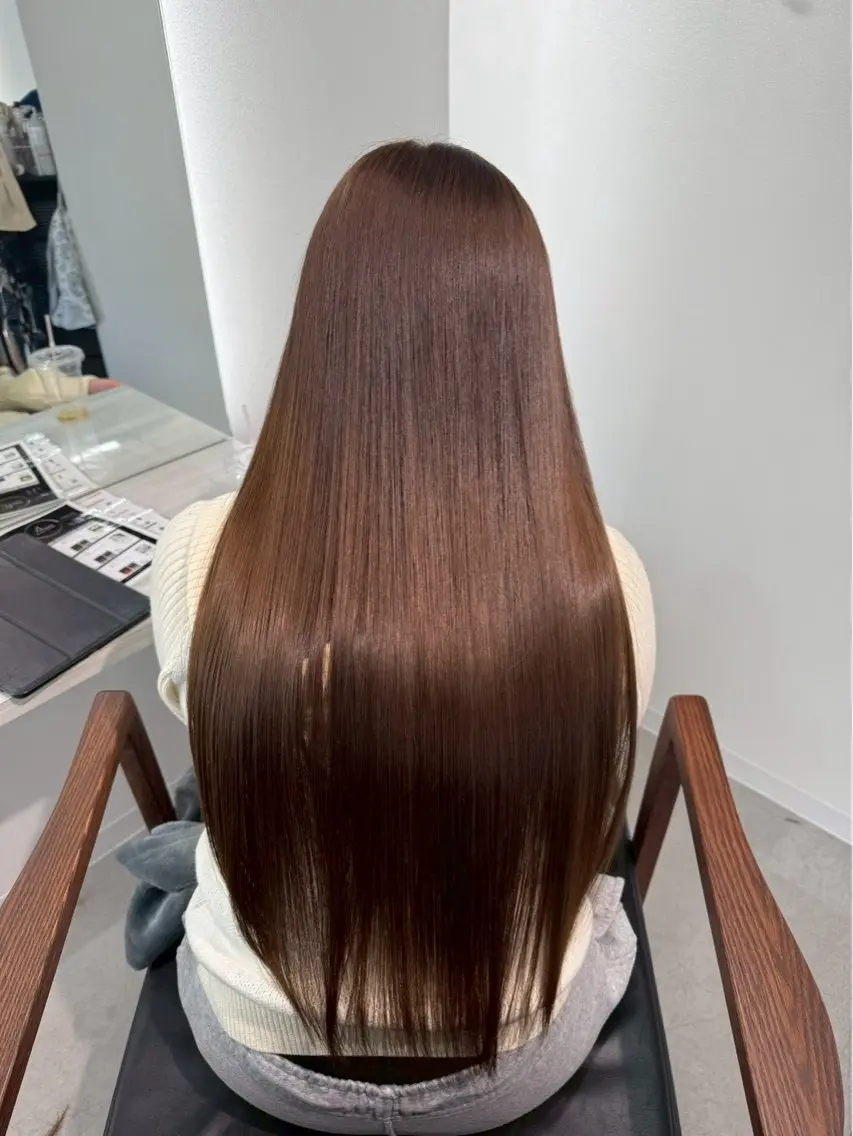 ツヤ感カラー➕補修トリートメントの写真
