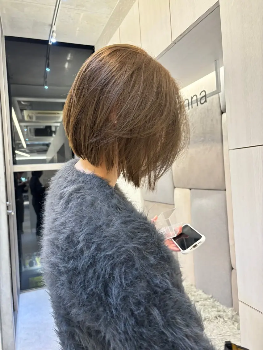 ショート カラー カット ヘアカラー トリートメント 怪我のため6月末 復帰予定田中瑞希🍃のヘアスタイル