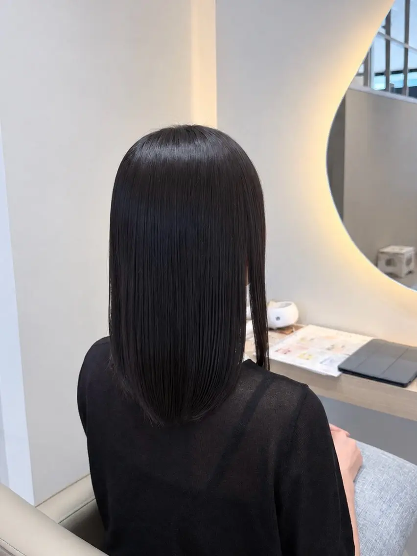 ミディアム 縮毛矯正 透明感🫧縮毛🫧 TOMOKAのヘアスタイル