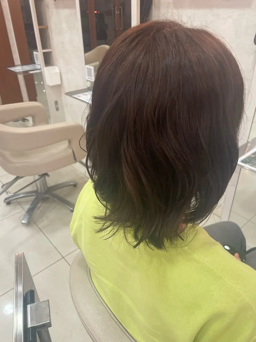ミディアム カラー ヘアカラー 石垣 颯士のヘアスタイル