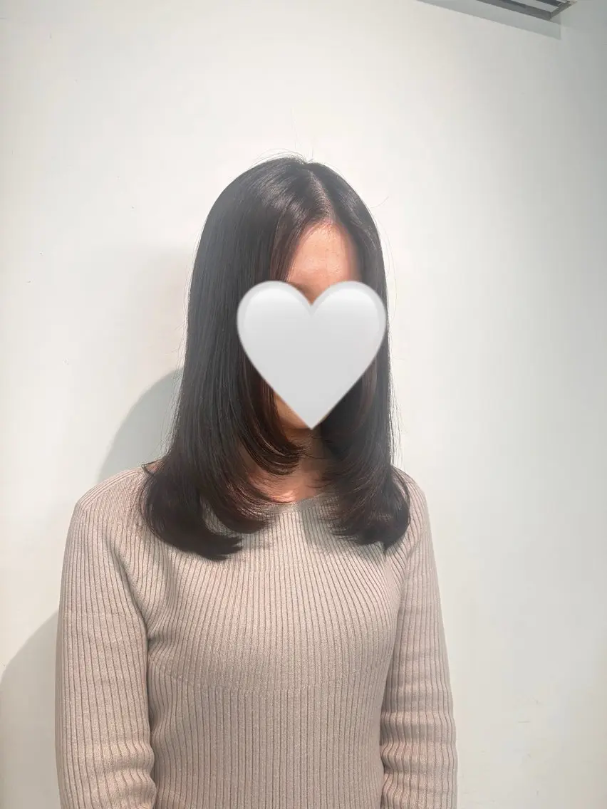 セミロング 顔周りカット レイヤーカット 大村 さくらのヘアスタイル