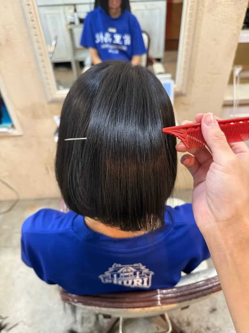 ミディアム 縮毛矯正 カット 縮毛矯正 トリートメント 宍戸 花穂のヘアスタイル