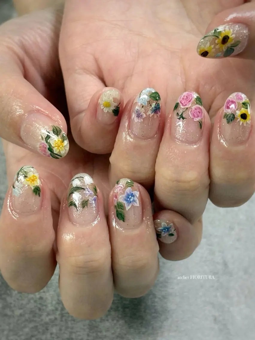 ネイル ハンドネイル FIORITURA Maikoのネイルデザイン