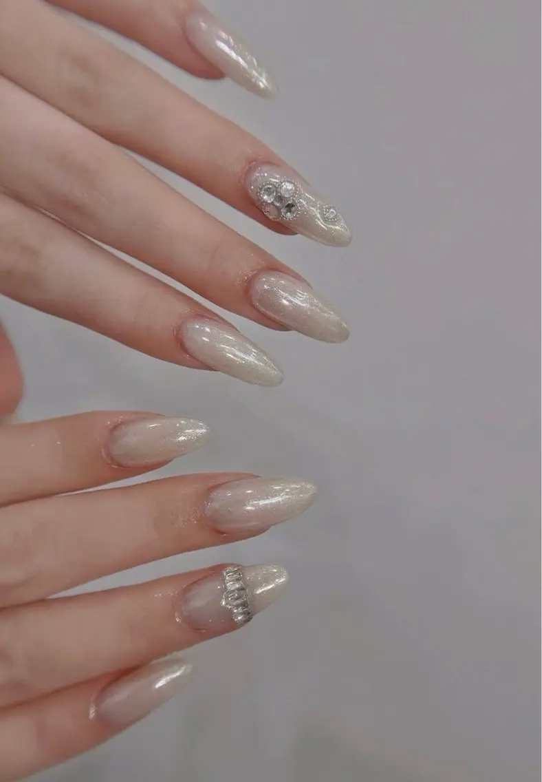 ネイル ハンドネイル T.Lee Nail Lilyのネイルデザイン
