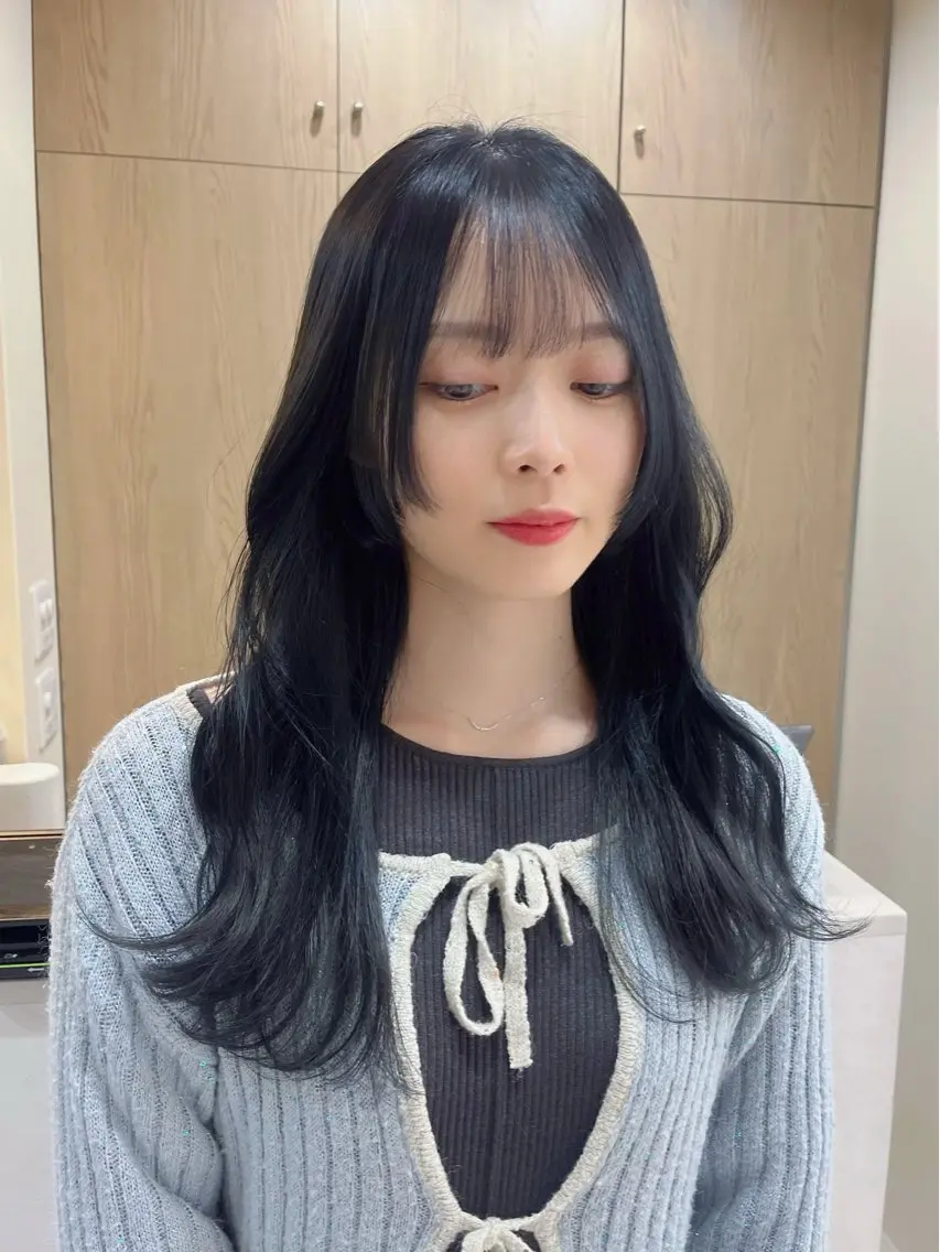 ロング カラー 中村 佳歩のヘアスタイル