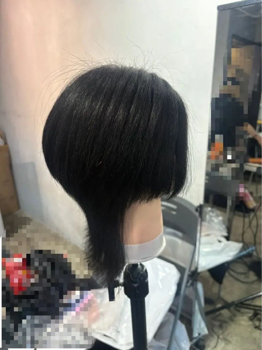 ミディアム ウルフカット 城川 ノアのヘアスタイル