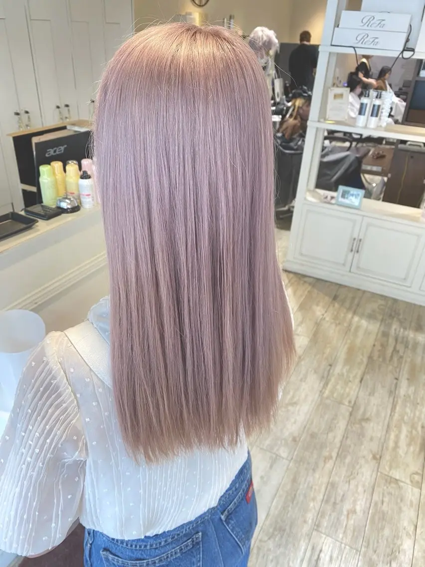 セミロング カット ヘアカラー トリートメント 【ブリーチ特化】 山崎 悠樹のヘアスタイル