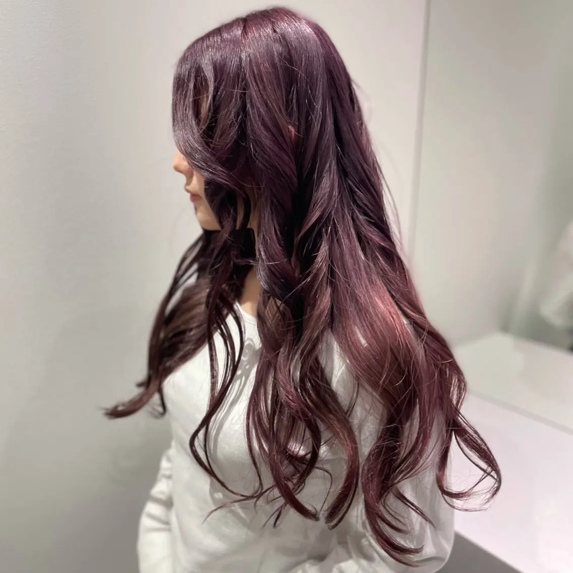 ロング カラー 佐野 えり奈のヘアスタイル