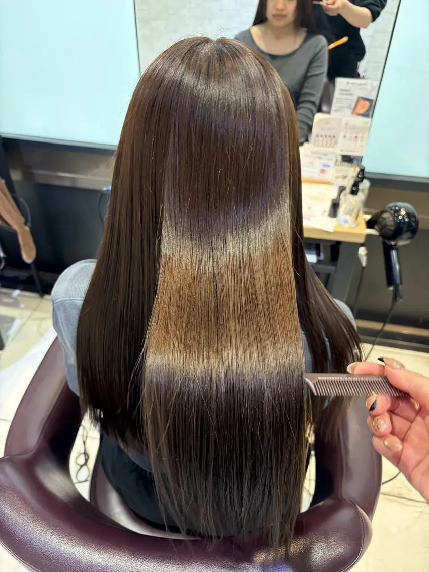 ロング カラー ヘアカラー 🎀ིྀ韓国風 艶カラー🤍ྀི小澤のヘアスタイル