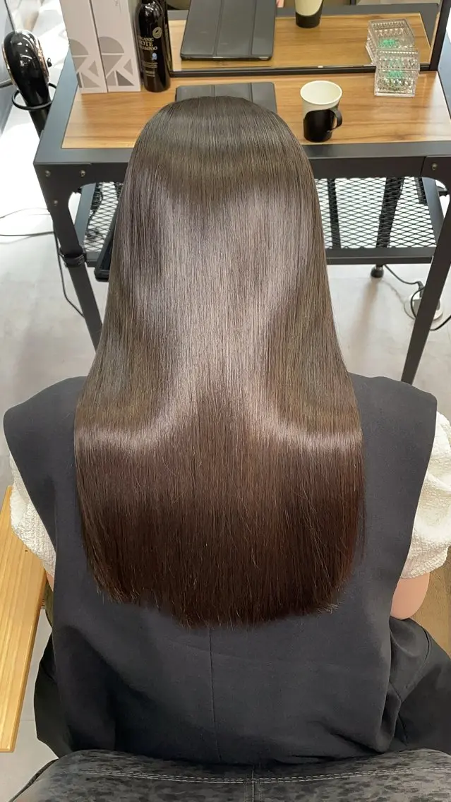ロング カット 縮毛矯正 トリートメント RANSHELL RYUTOのヘアスタイル