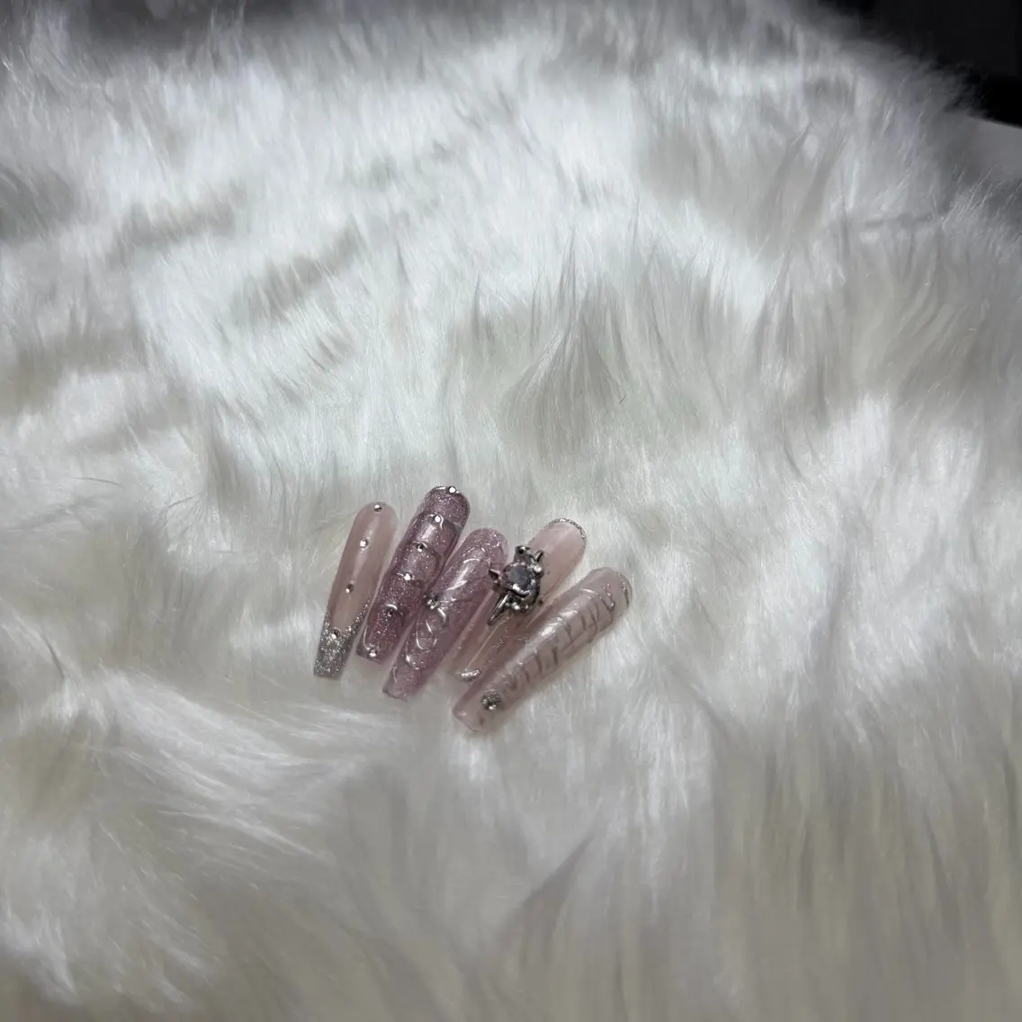 ネイル 持ち込み Nail&Eye hanaの眉毛・アイブロウイメージ