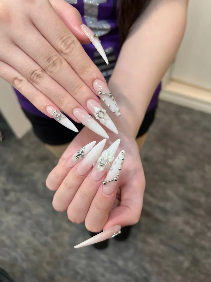 ネイル ガーリー ハート 韓国ネイル ニュアンスネイル リボン Sora nail 長さ出し専門店のネイルデザイン
