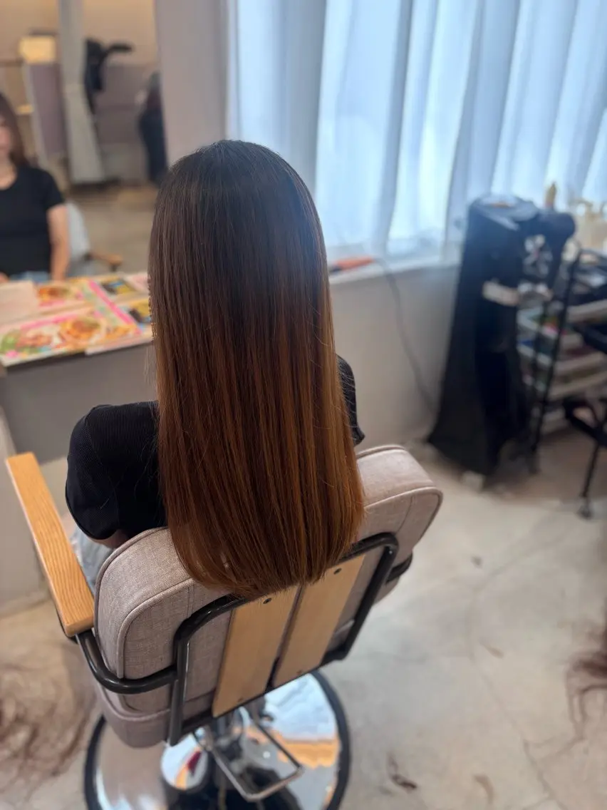 ロング 真鍋 月音のヘアスタイル