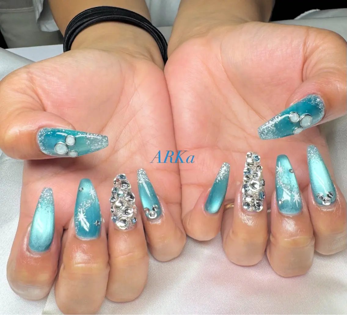 ネイル 持ち込み ハンドネイル Nailsalon ARKαのネイルデザイン