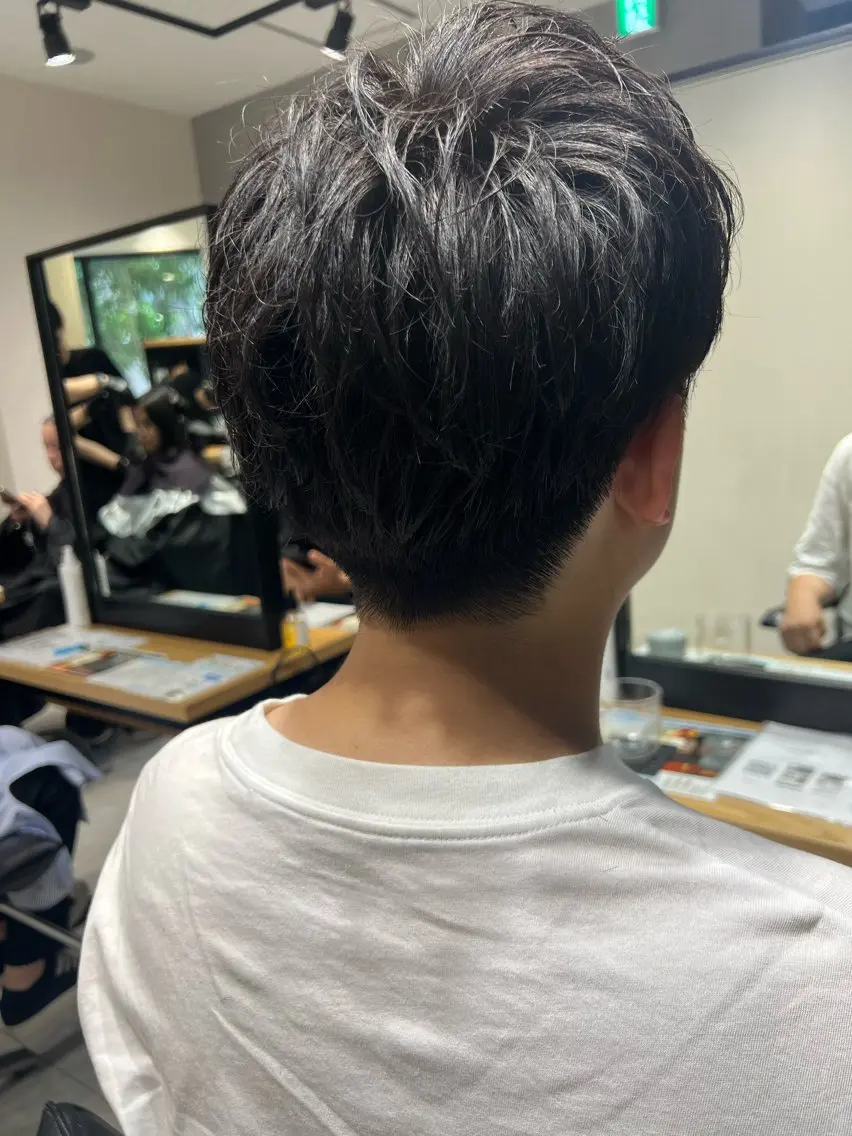 ショート メンズ 曲がる縮毛矯正 バレイヤージュ森田のヘアスタイル