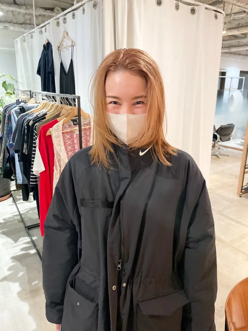 ミディアム カラー ベージュカラー ブリーチ 顔周りカット レイヤーカット カット ヘアカラー Takuma Suzuki中目黒のヘアスタイル