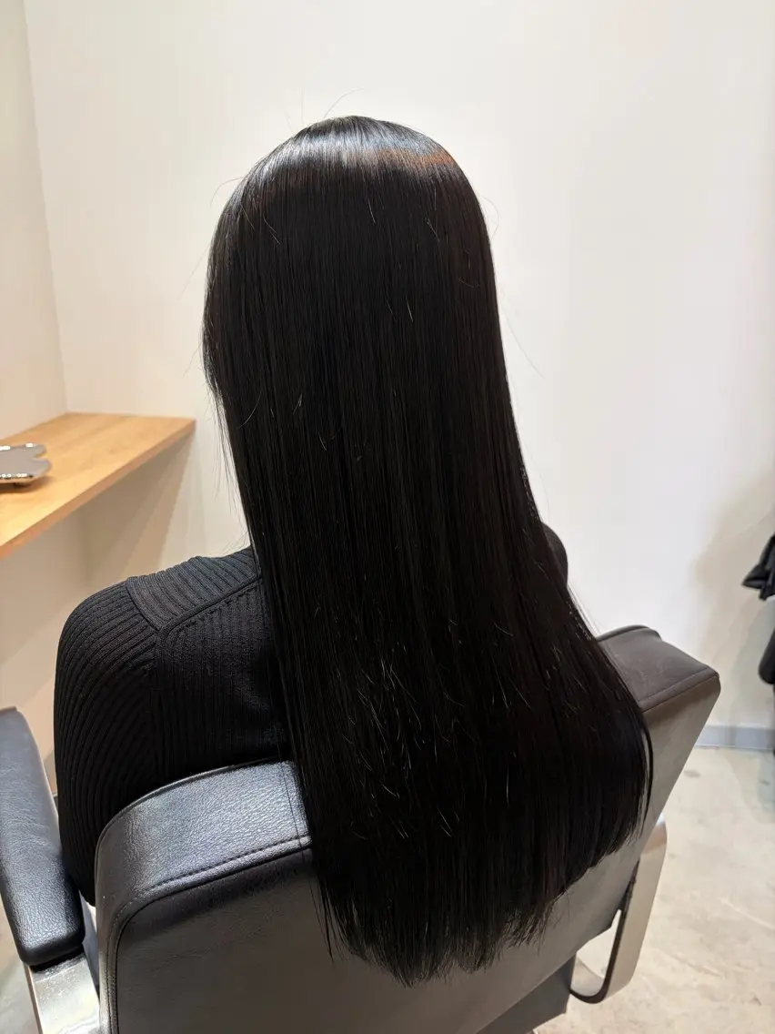 ロング omaフクダ 縮毛矯正/艶髪カラーのヘアスタイル
