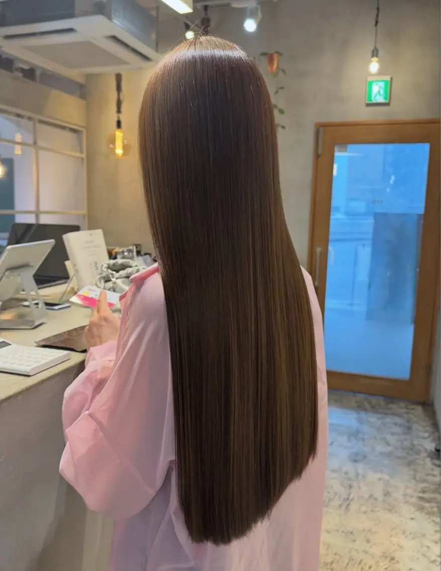 自然なストレートで柔らかい質感をつくる縮毛矯正 (練習モデル) 15名限定 ブリーチ履歴が無い方のみの写真