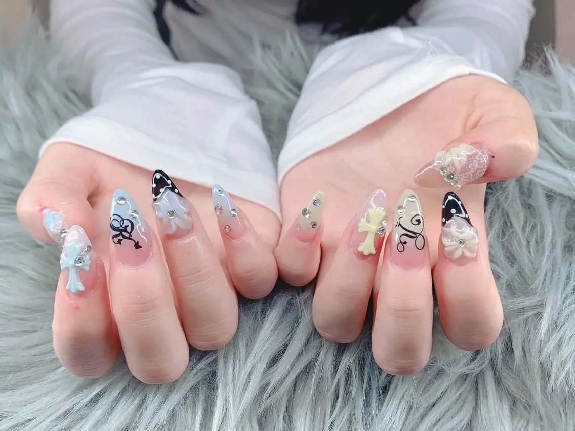 ネイル ARI Heaven 池袋のネイルデザイン