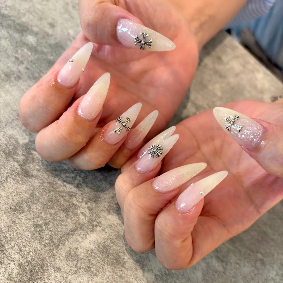 ネイル ロングネイル ホワイト Mii nailのネイルデザイン