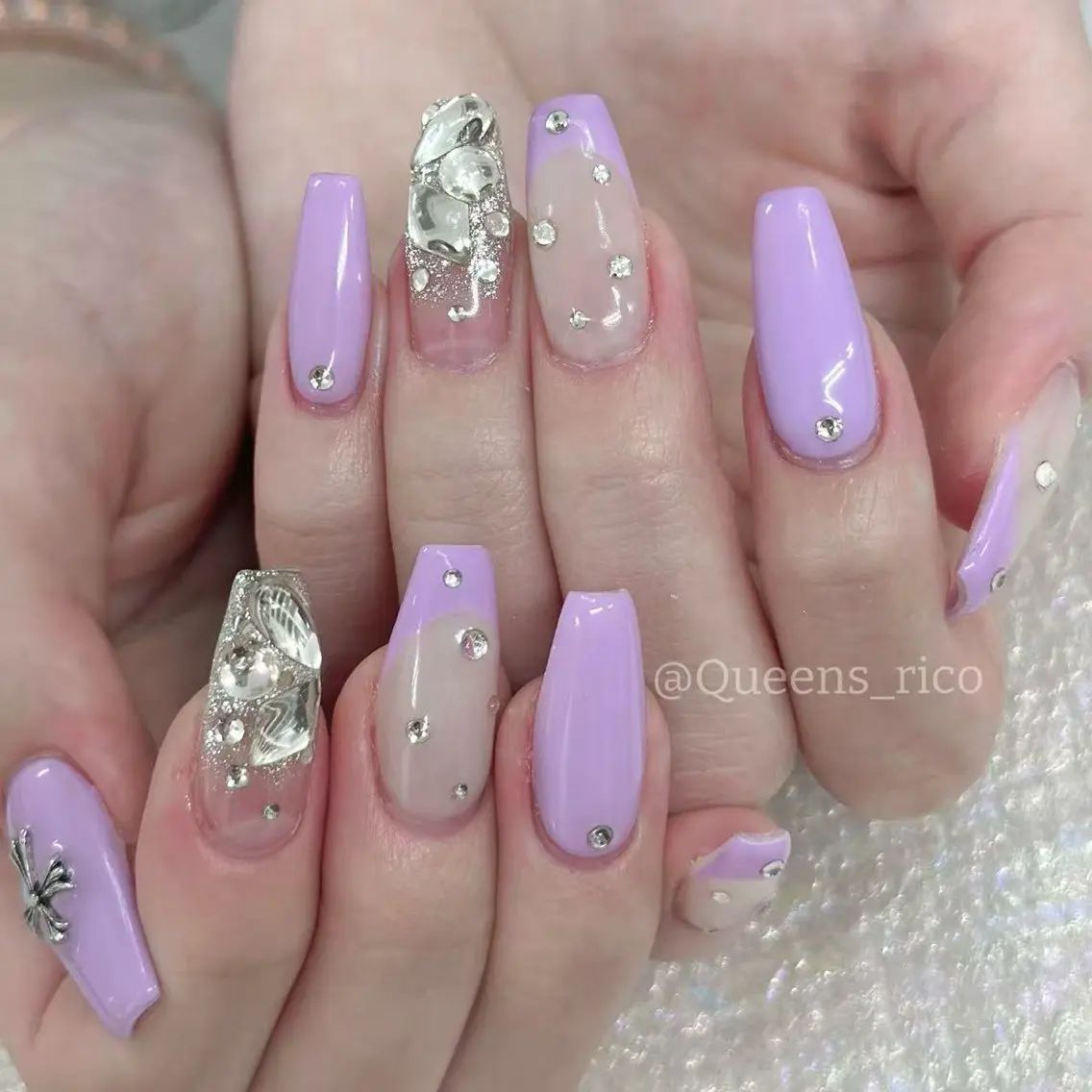 ネイル ハンドネイル Queens マオのネイルデザイン