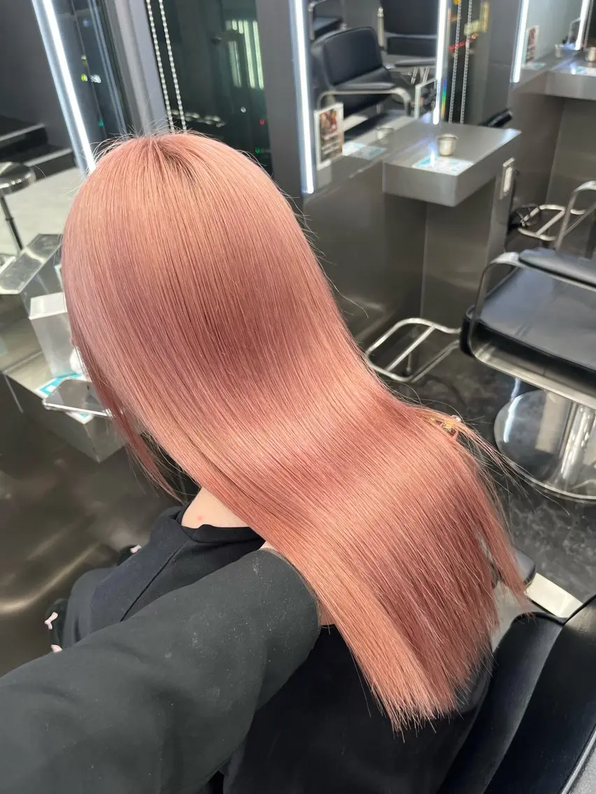 セミロング カラー ヘアアレンジ ベージュカラー ブリーチ ピンクカラー ピンクベージュ ヘアカラー トリートメント ヘアセット ハイトーン/透明感 髪質改善/rinaのヘアスタイル