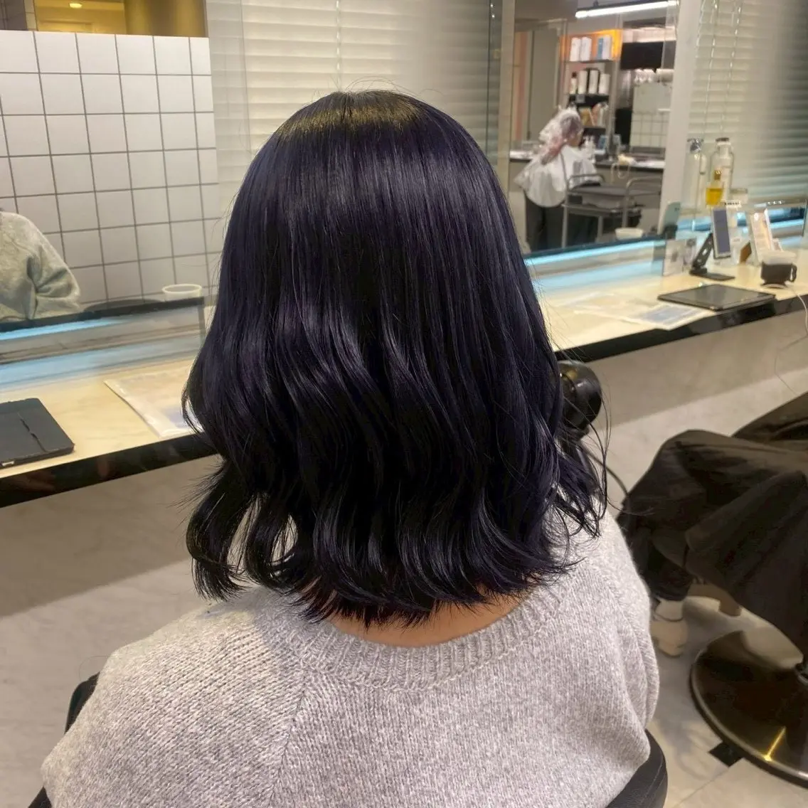 ミディアム カラー 佐藤 笑瑠のヘアスタイル