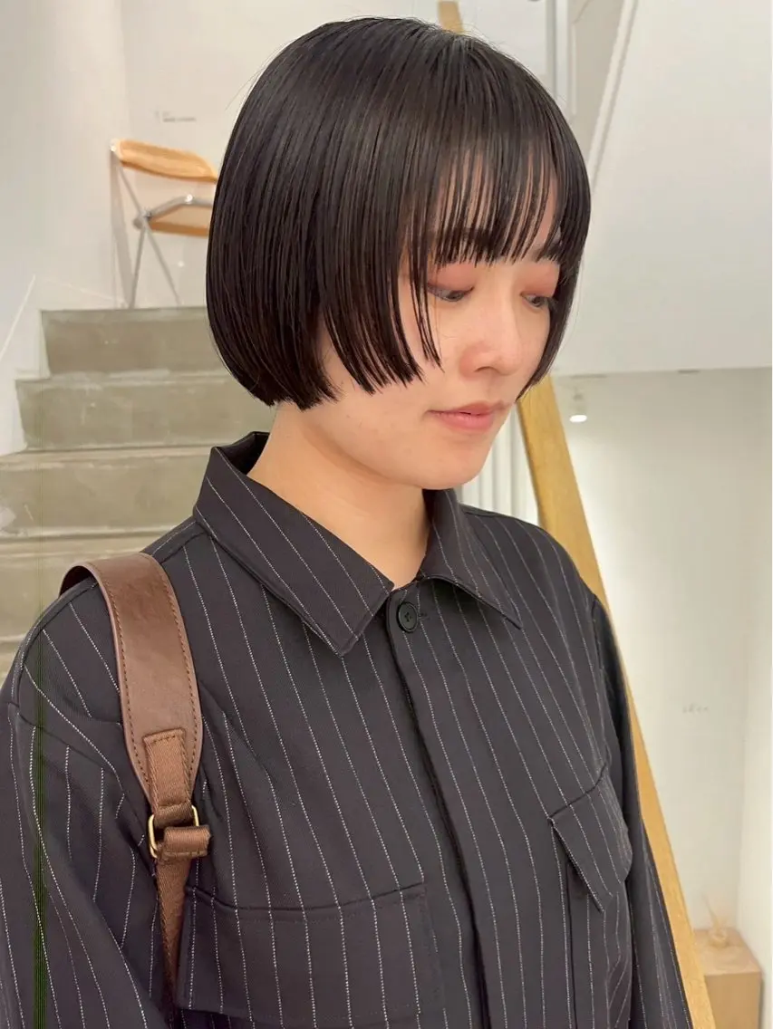ショート e.n.u 烏丸山﨑 菜々実のヘアスタイル
