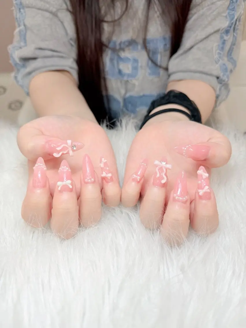 ネイル Anh ゴテゴテネイルのネイルデザイン