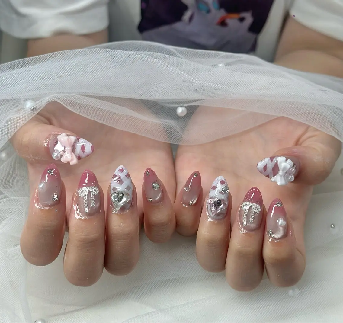 ネイル ハンドネイル R Nailのネイルデザイン