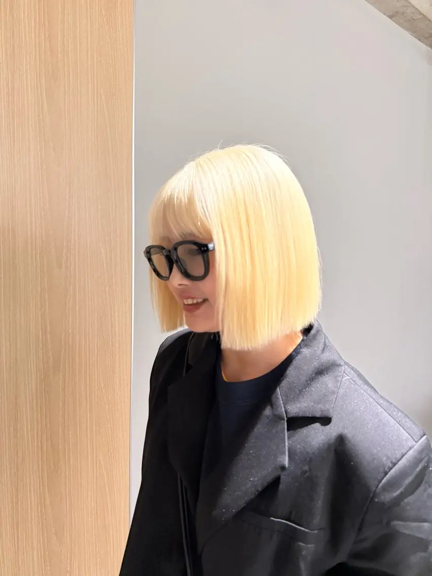 カラー ブリーチ 抜きっぱなしブロンド ブロンド ヘアカラー 門田 涼太のヘアスタイル