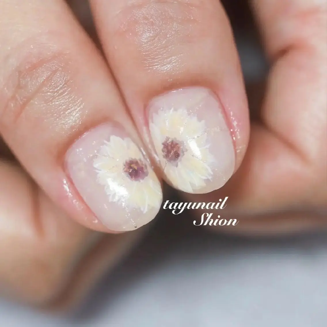 ネイル ブルー フレンチネイル ジェルネイル パラジェル 夏ネイル ネイルサロン 【たゆnail】のネイルデザイン
