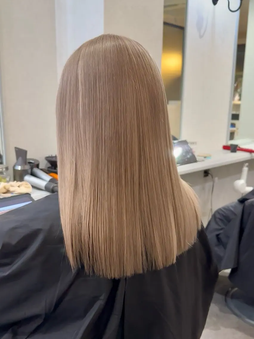 セミロング カット ヘアカラー トリートメント _WHITE本通店 喜多村天斗のヘアスタイル