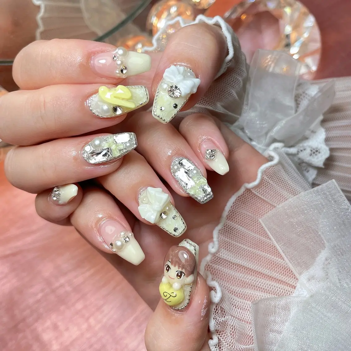 ネイル 24時まで❤︎韓国、 ワンホンネイルのネイルデザイン