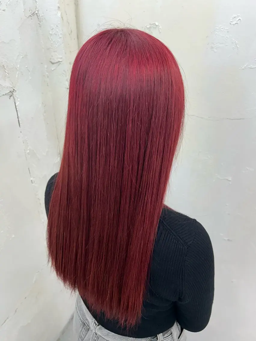 ロング カラー レッドカラー ヘアカラー トリートメント ベルグロー アルファのヘアスタイル
