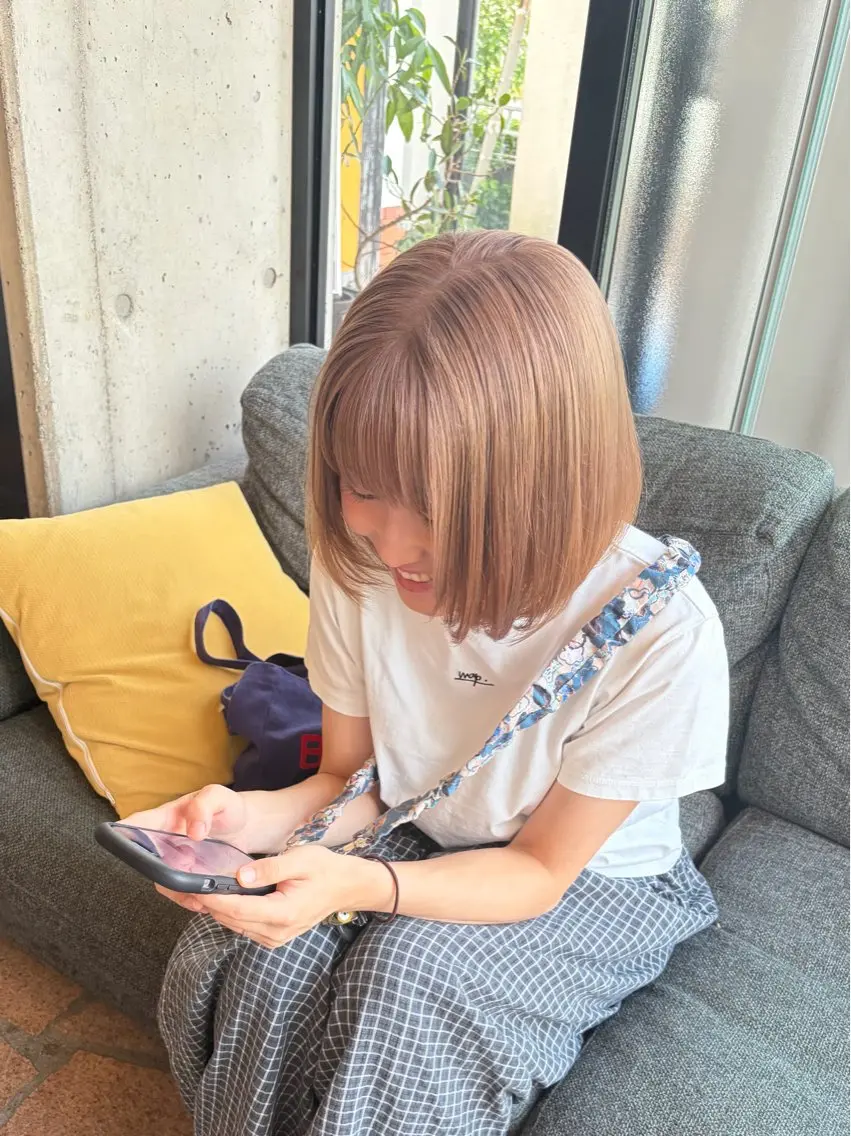 ショート カラー 百瀬 なつ美のヘアスタイル