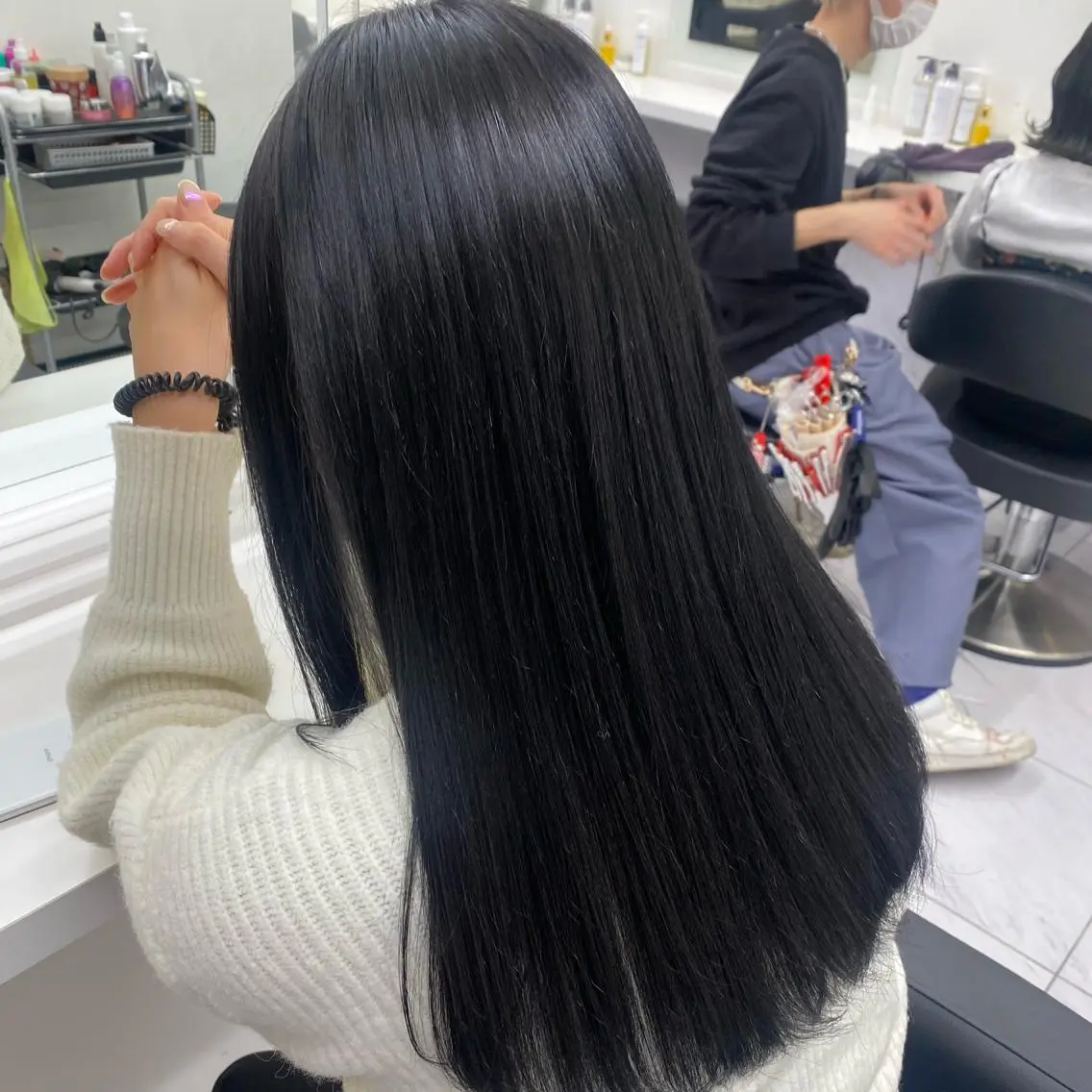 ロング カラー パーマ ヘアアレンジ メンズ キッズ ネイル マツエク・マツパ アイブロウ 韓国系🇰🇷🩶 艶暗髪/MEIのヘアスタイル