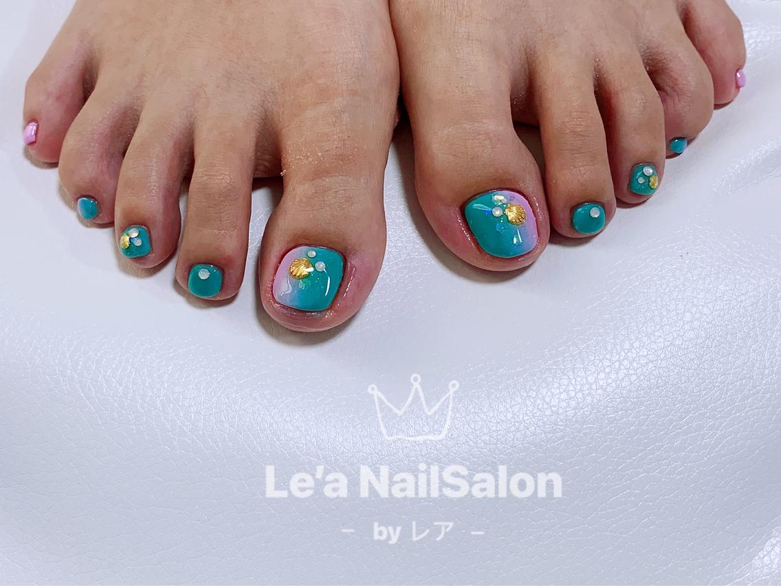 ショート カラー ネイル Le’a NailSalonのネイルデザイン