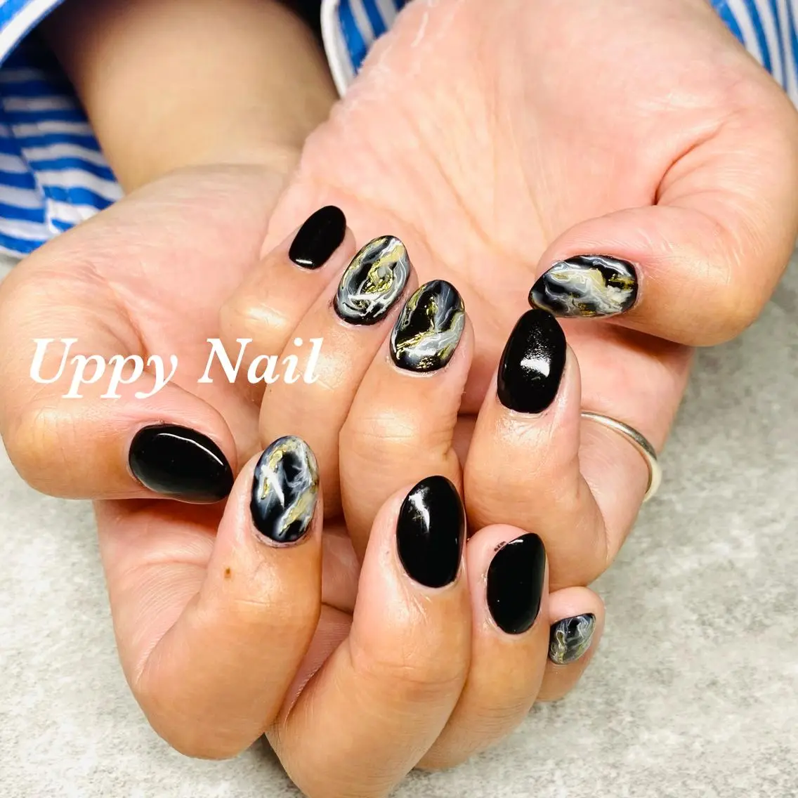 ネイル ゴールド ミラーネイル ニュアンスネイル ホワイト ハンドネイル Uppy Nail ukyoのネイルデザイン