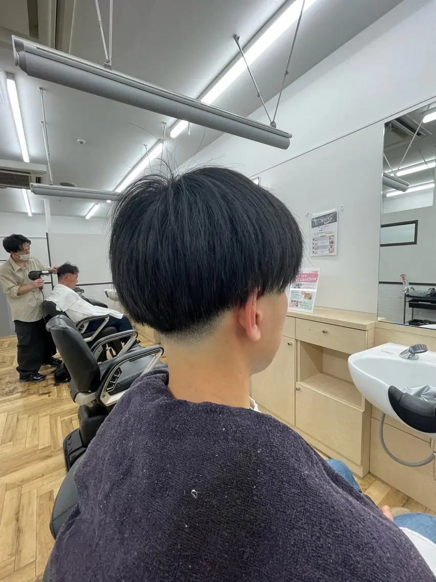 メンズ ツーブロック 刈り上げ 西沢 良彌のヘアスタイル