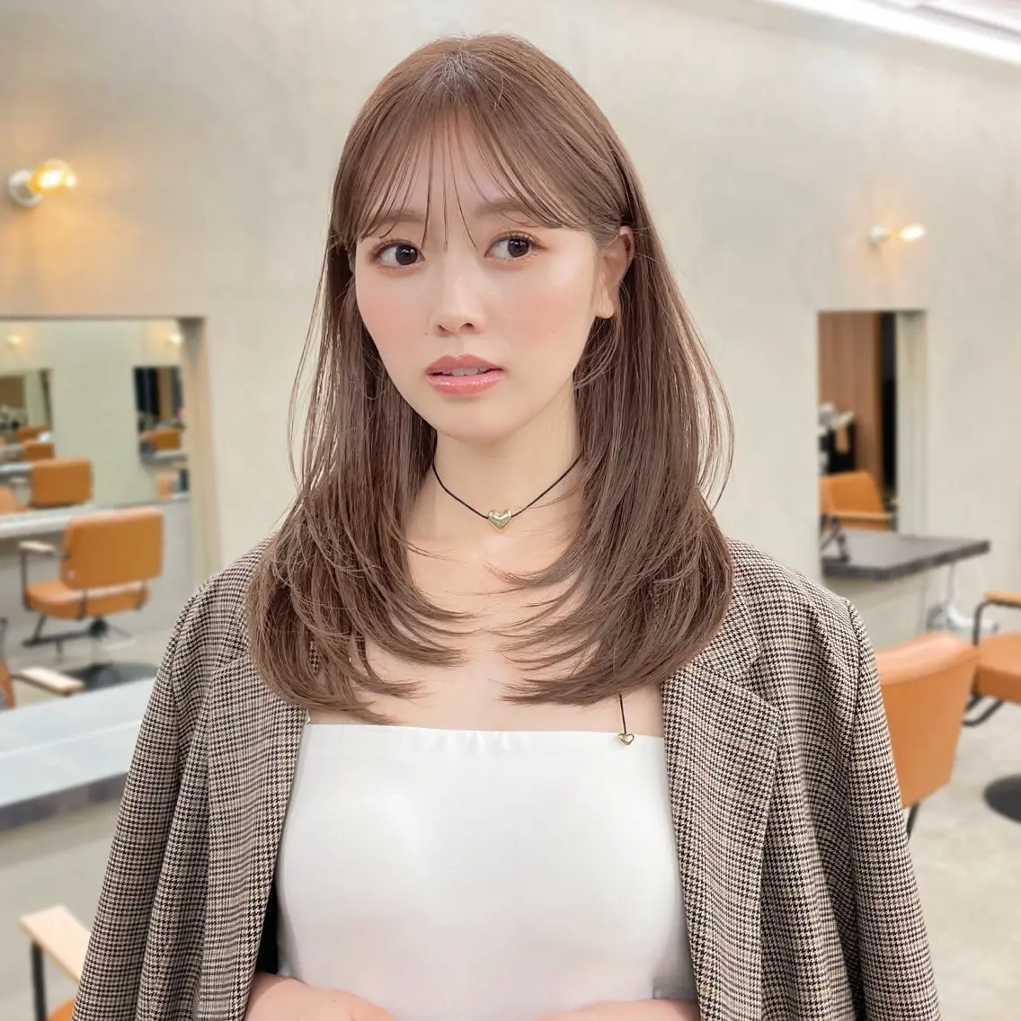セミロング カラー ヘアアレンジ ベージュカラー ピンクカラー 【柔らか透明感✨/ 似合せ前髪】大石葉月のヘアスタイル