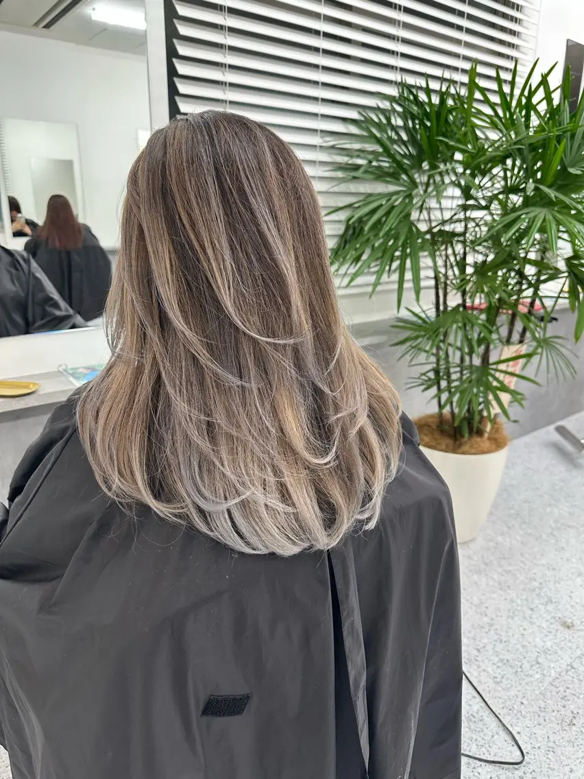 ロング カラー ヘアアレンジ 久米 治仁のヘアスタイル