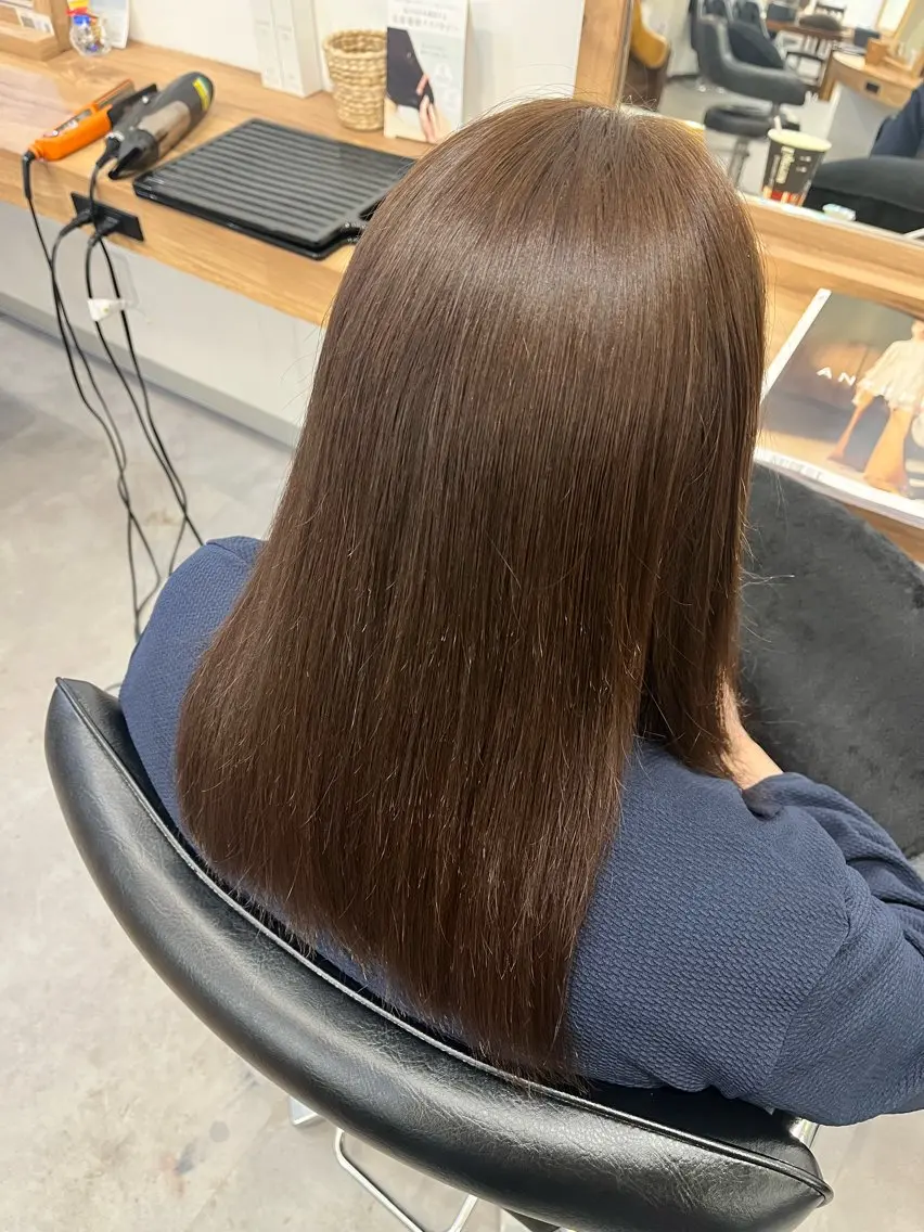 ロング カラー ヘアカラー 黒川 綾音のヘアスタイル