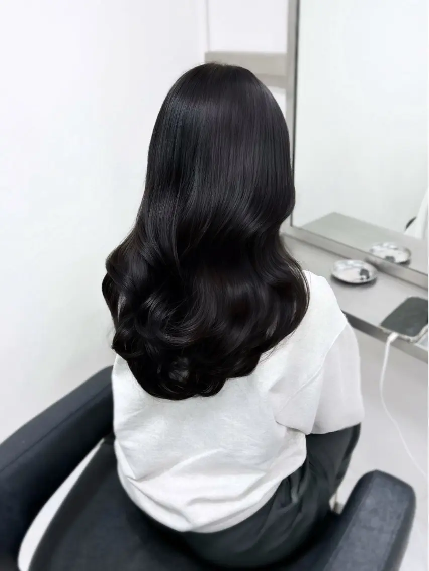 ロング カラー ダークグレー ダークグレージュ グレージュ レイヤーカット カット ヘアカラー 韓国レイヤー/ 縮毛矯正🎀minaのヘアスタイル