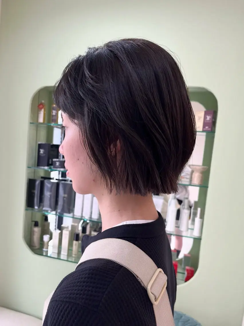 ショート 中村 佳歩のヘアスタイル