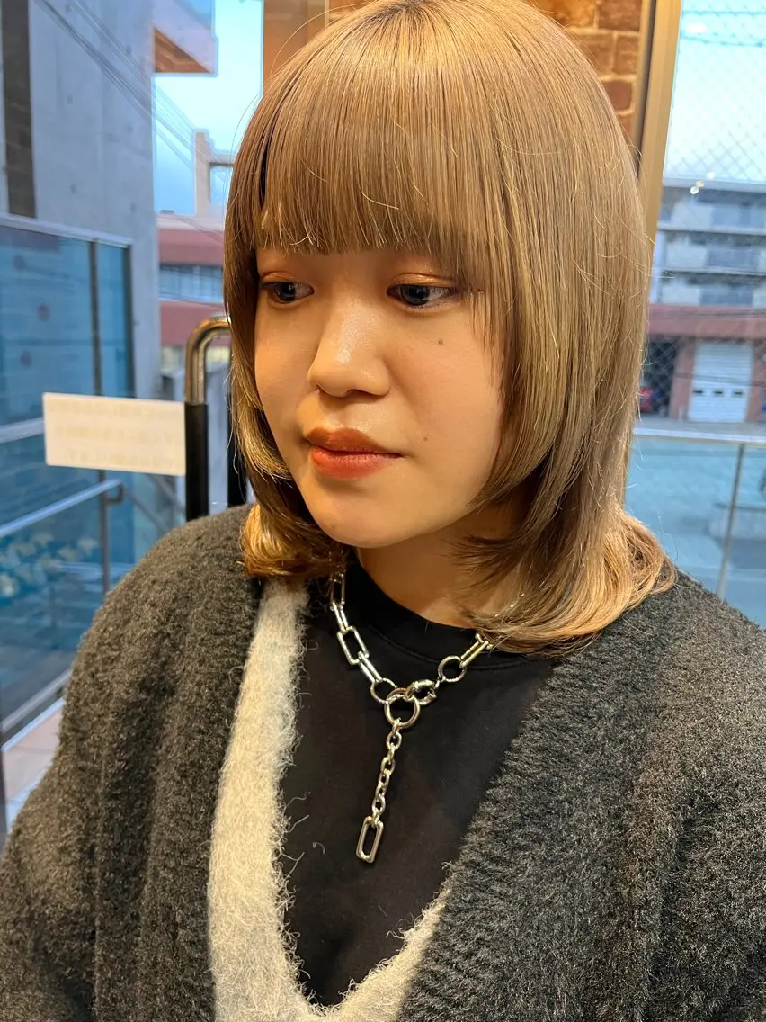 ミディアム カラー 久木原 ゆりのヘアスタイル