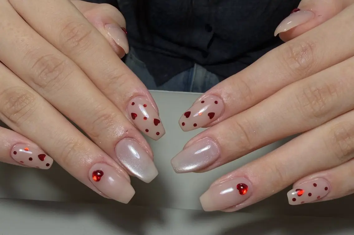 ネイル アートネイル べっ甲ネイル チークネイル 成人式 長さ出し ハンドネイル ハンドケア For you. Nail Salonのネイルデザイン